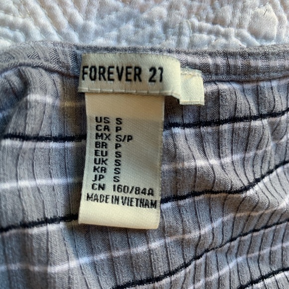 Button down top - Picture 4 of 4